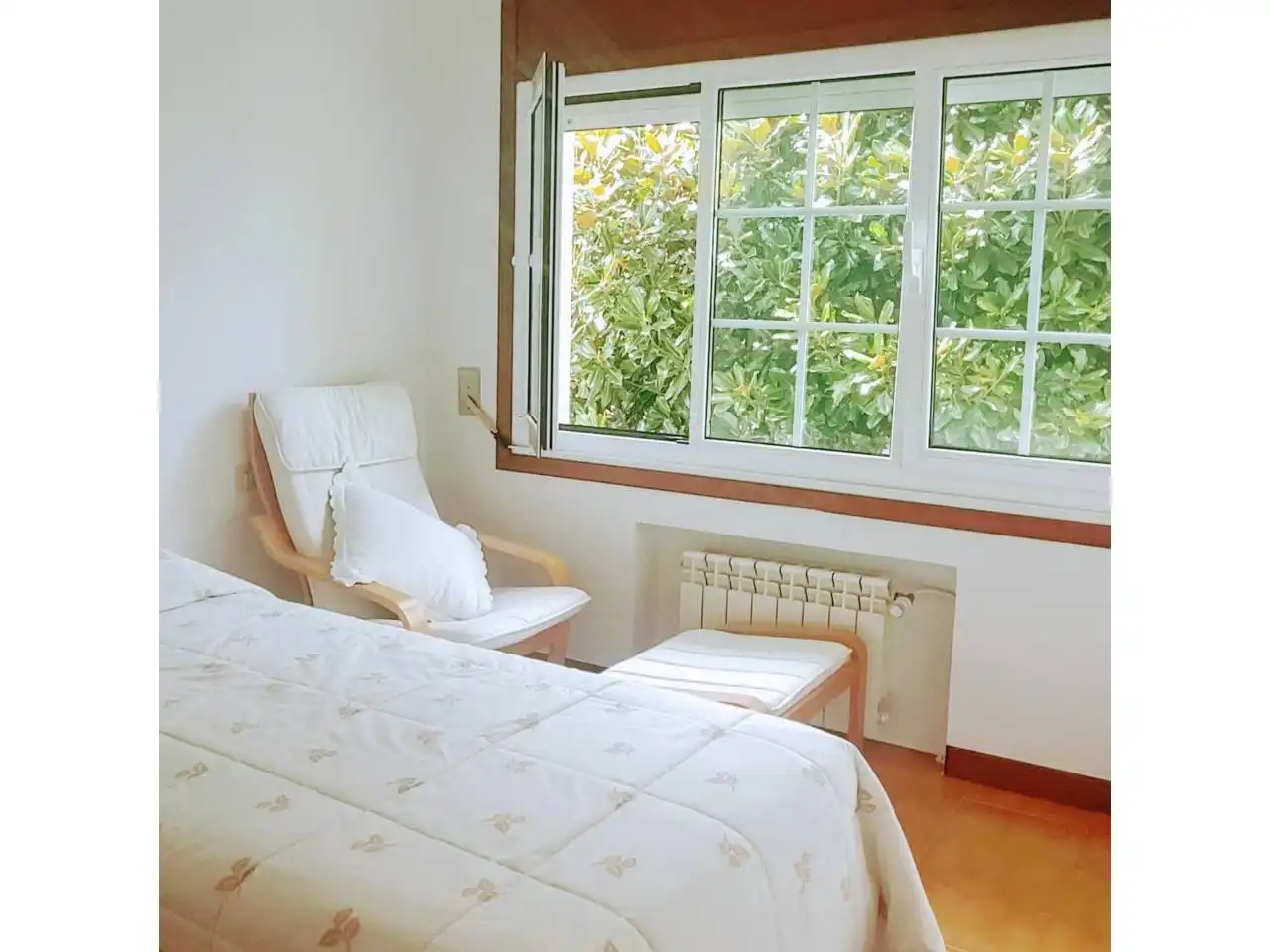 Habitación de Casa o chalet en venta en Oleiros con Calefacción