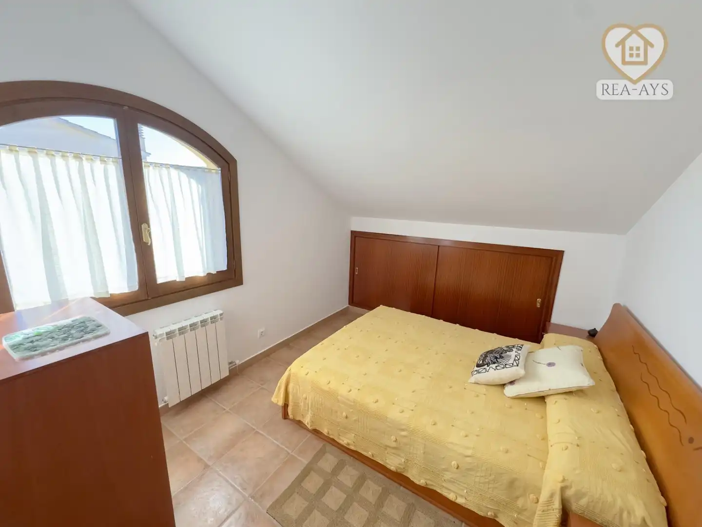 Habitación de Casa o chalet en venta en Albinyana con Jardín privado, Terraza y Amueblado