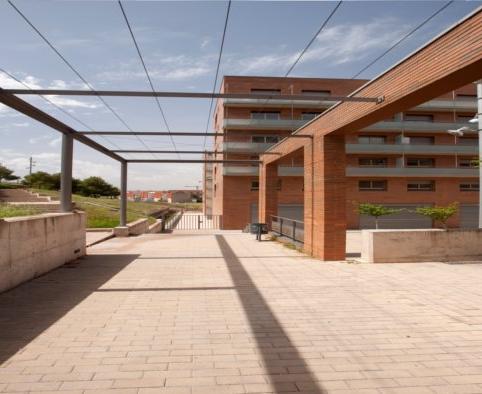 Foto 2 von Garage zur Miete in C/ Joan Fuster , Fonts dels Capellans - Sagrada Família, Manresa