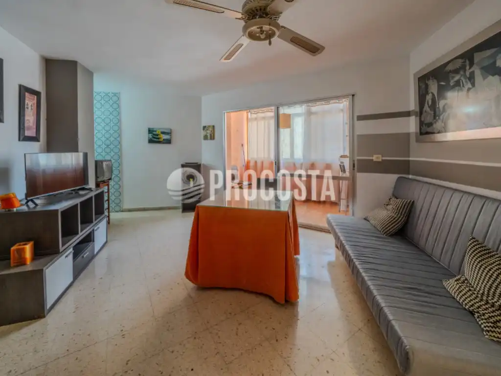 Piso en venta en Calle Dr Alvarez, Almuñecar Centro