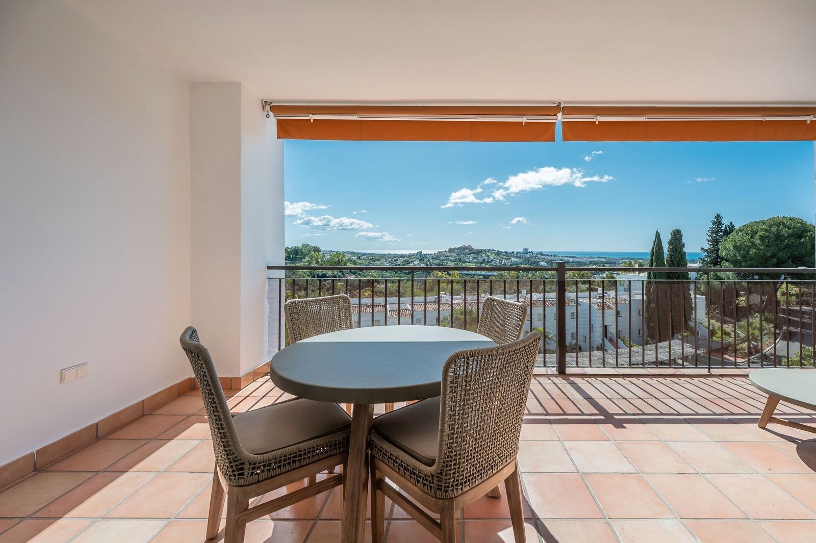 Terrace of Apartment for sale in Benahavís  with Terrace, Storage room and Furnished