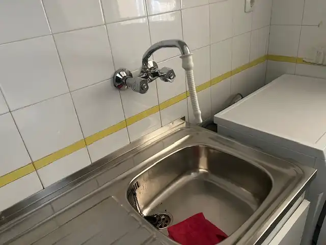 Bany de Pis de lloguer en Puertollano amb Aire condicionat, Calefacció i Moblat