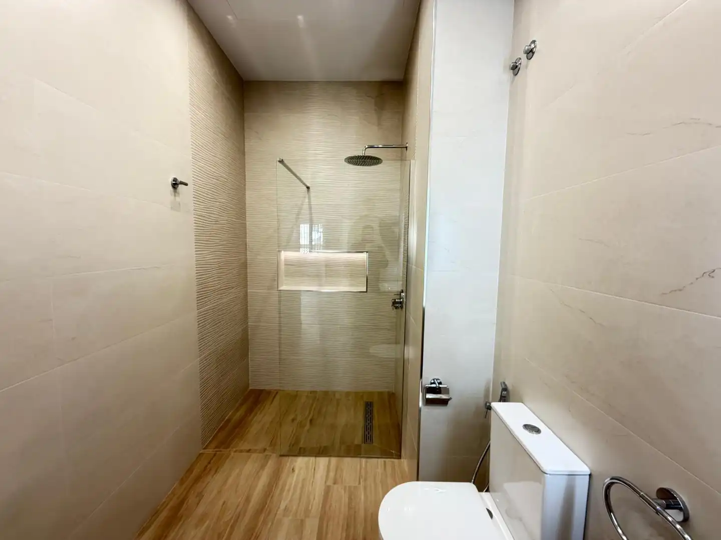 Bany de Pis en venda en Antequera amb Aire condicionat i Calefacció