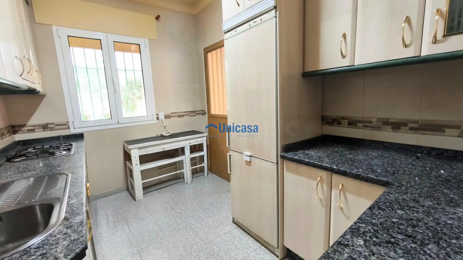 Kitchen of Houses for sale in Málaga