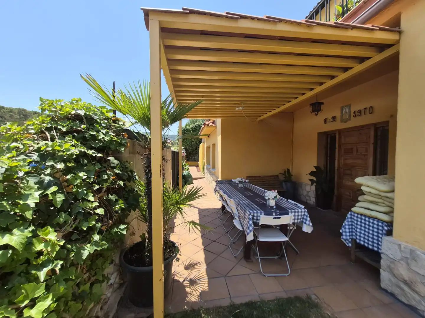 Terraza de Casa o chalet de alquiler en La Llacuna con Aire acondicionado, Calefacción y Jardín privado
