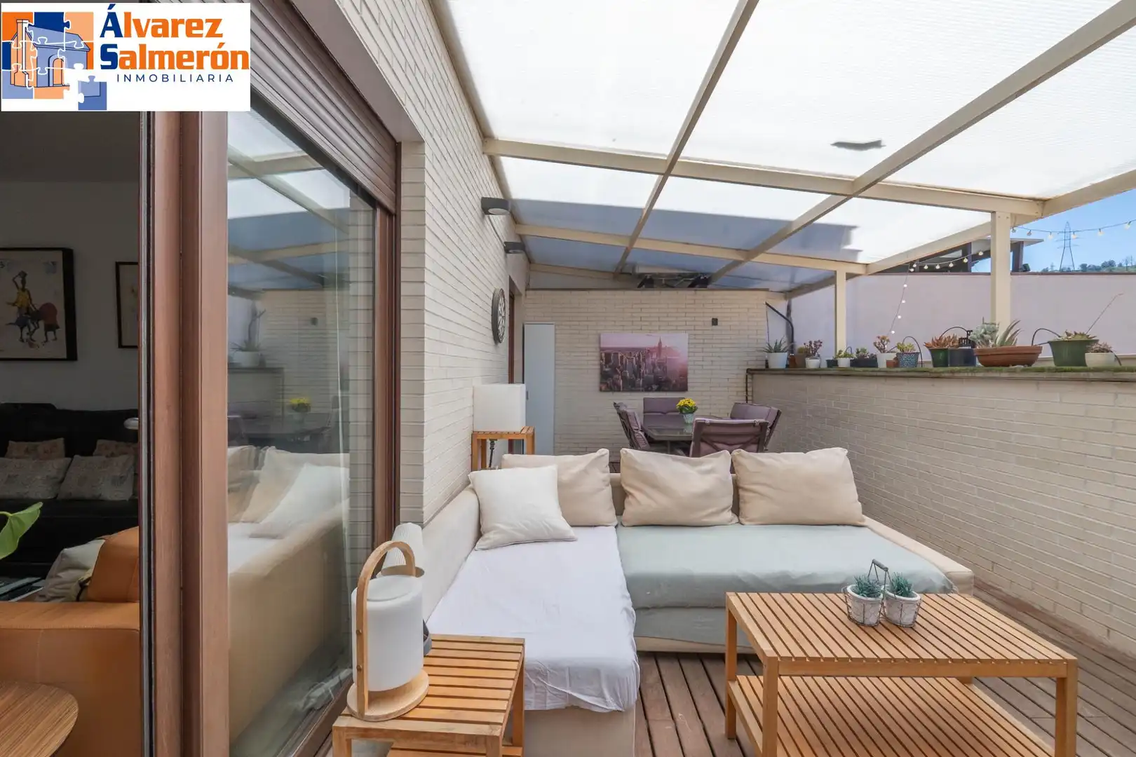 Terrasse von Einfamilien-Reihenhaus zum Verkauf in Granada mit Klimaanlage und Terrasse
