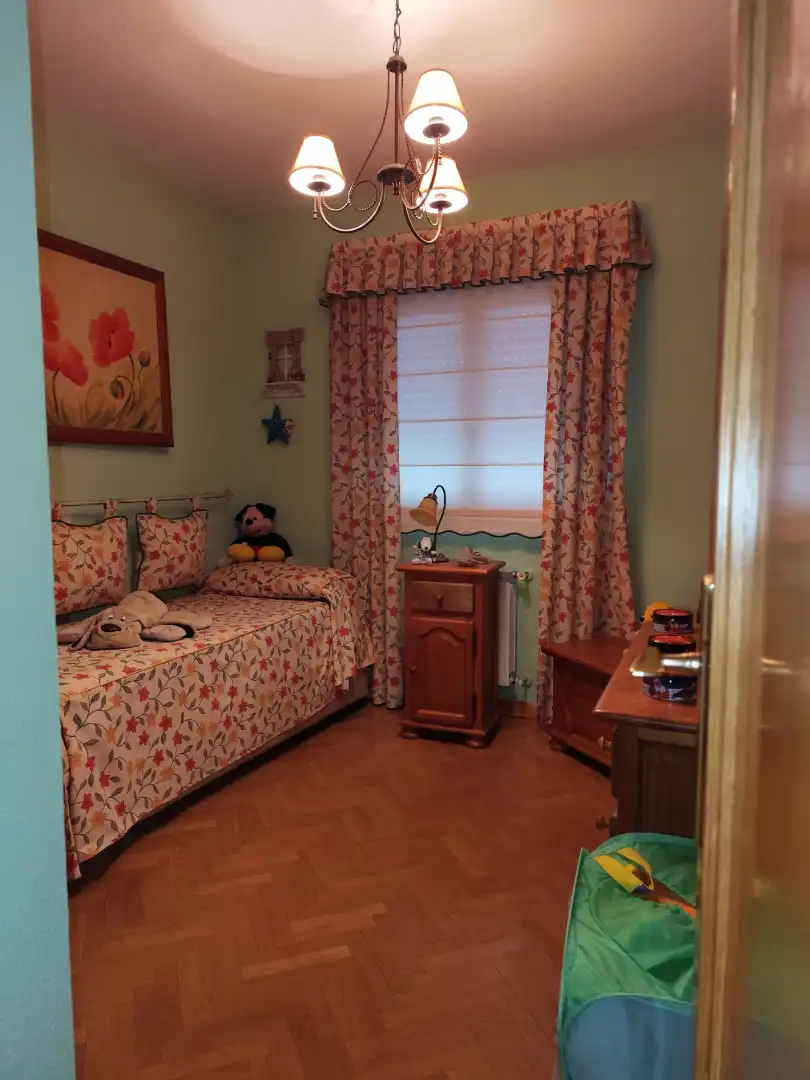 Bedroom of Detached homes for sale in Móstoles  with Heating, Private garden and Parquet flooring