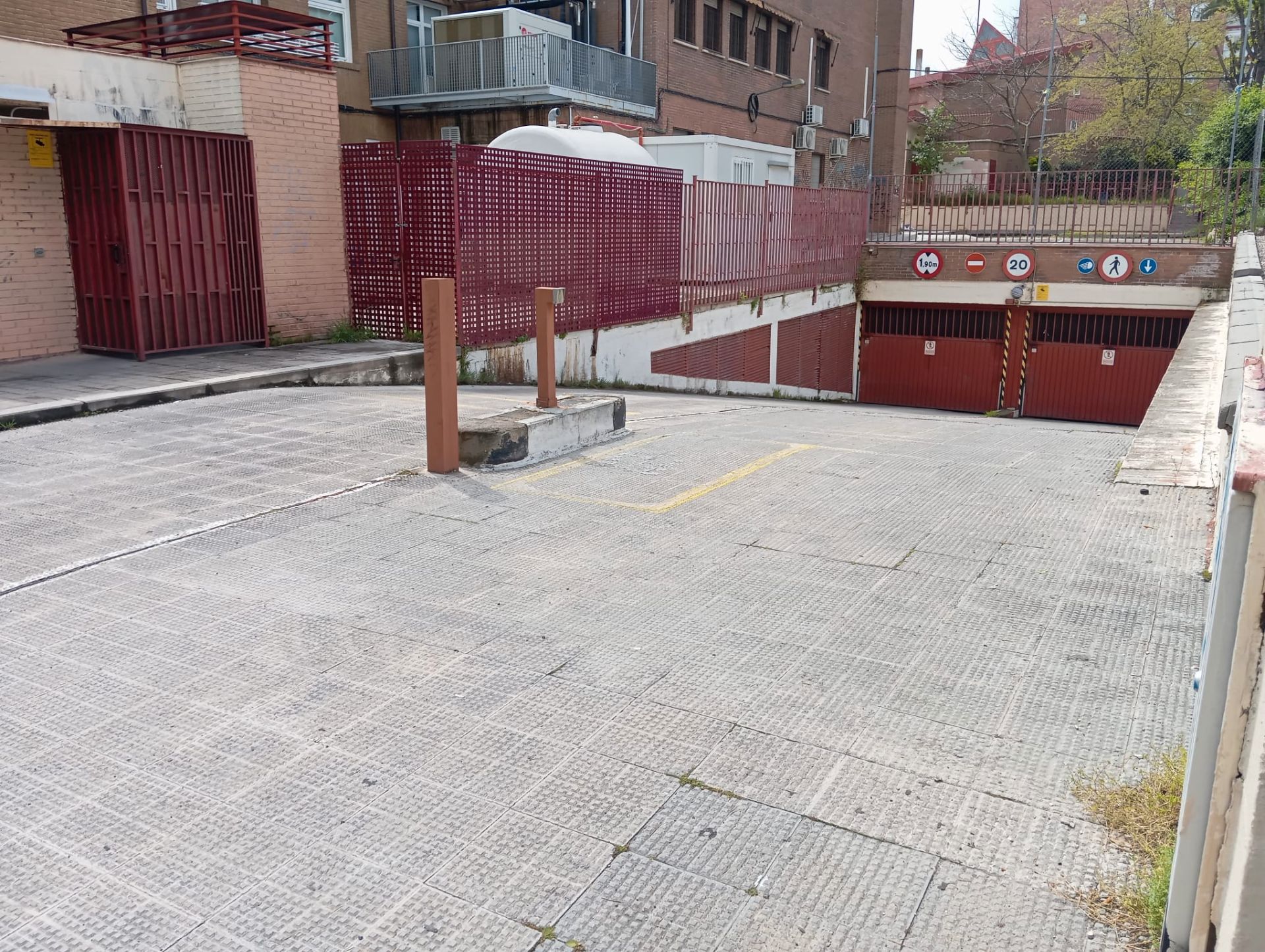 Parking of Garage for sale in  Madrid Capital