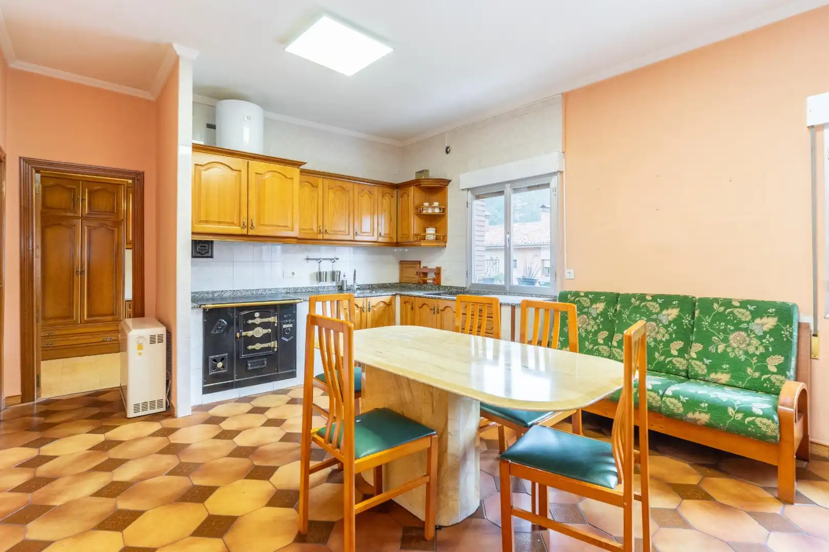 Appartamento in vendita a Calle de Severo Ochoa 22, imagen 2