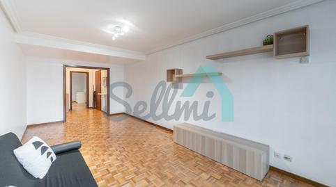 Foto 3 de Pis de lloguer a Matilde García del Real, Fozaneldi - Tenderina, Asturias