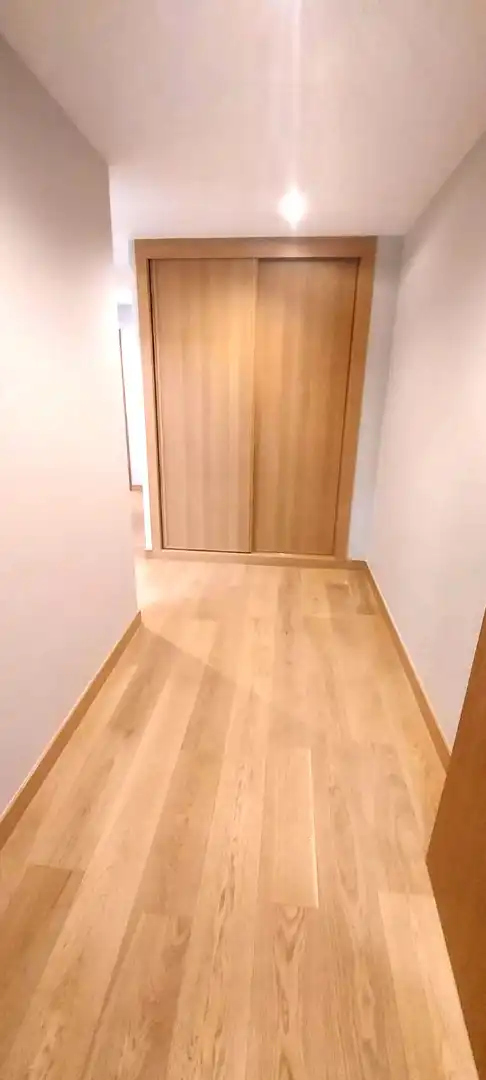 Piso de alquiler en Vigo  con Calefacción, Parquet y Trastero