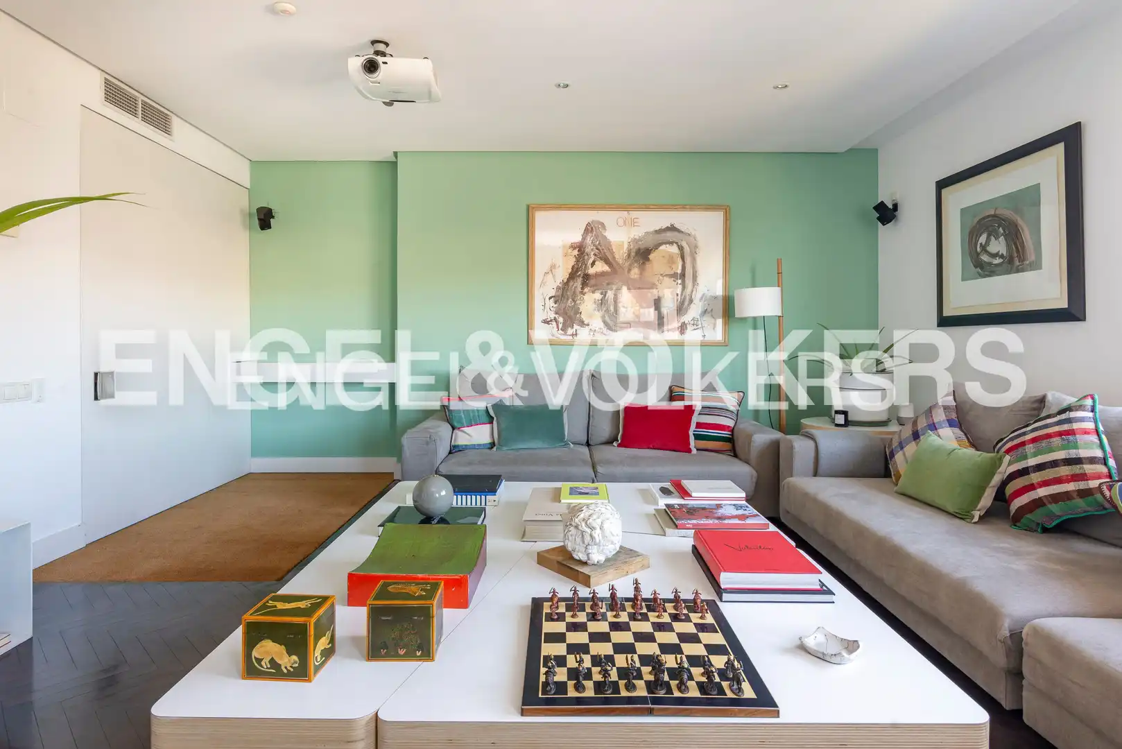 Sala d'estar de Dúplex en venda en Madrid amb Aire condicionat, Calefacció i Terrassa