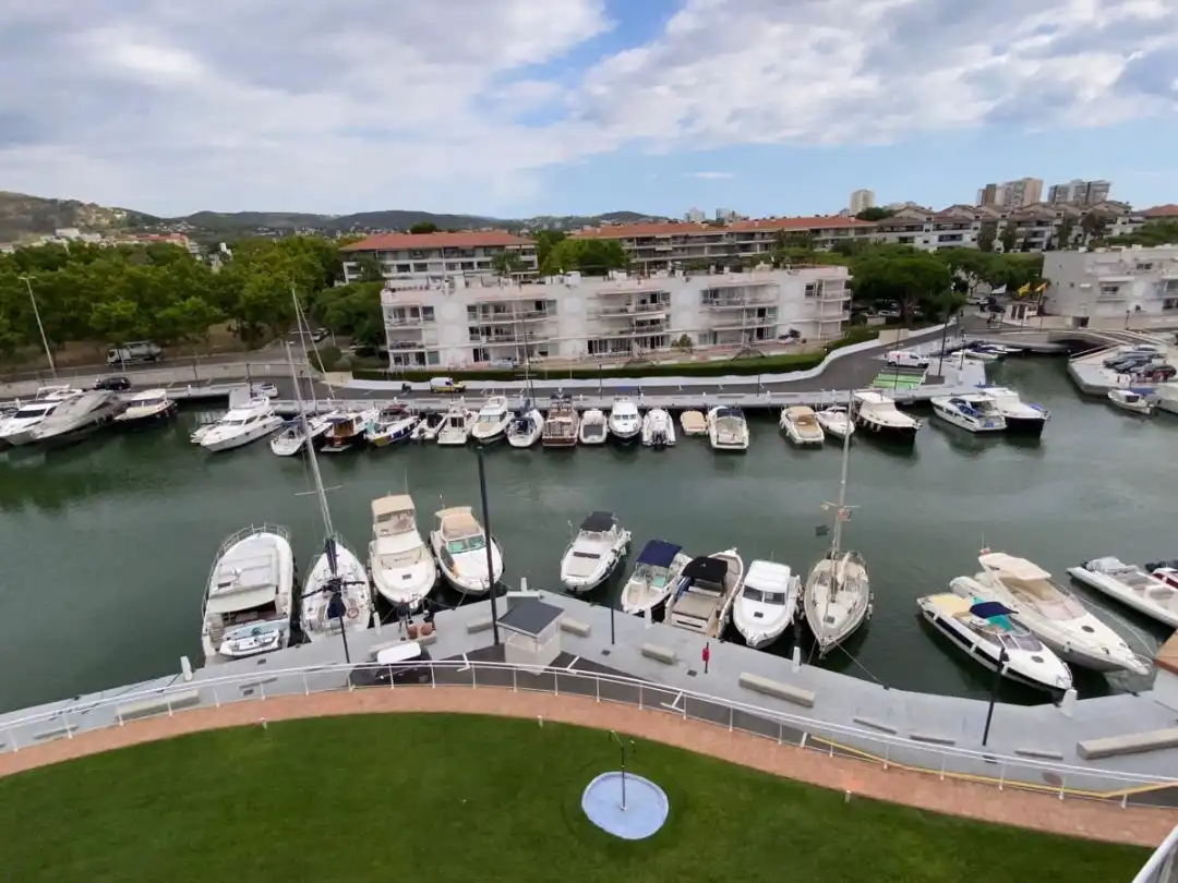 Pis amb piscina de lloguer a Rec de moli 8, imagen 2