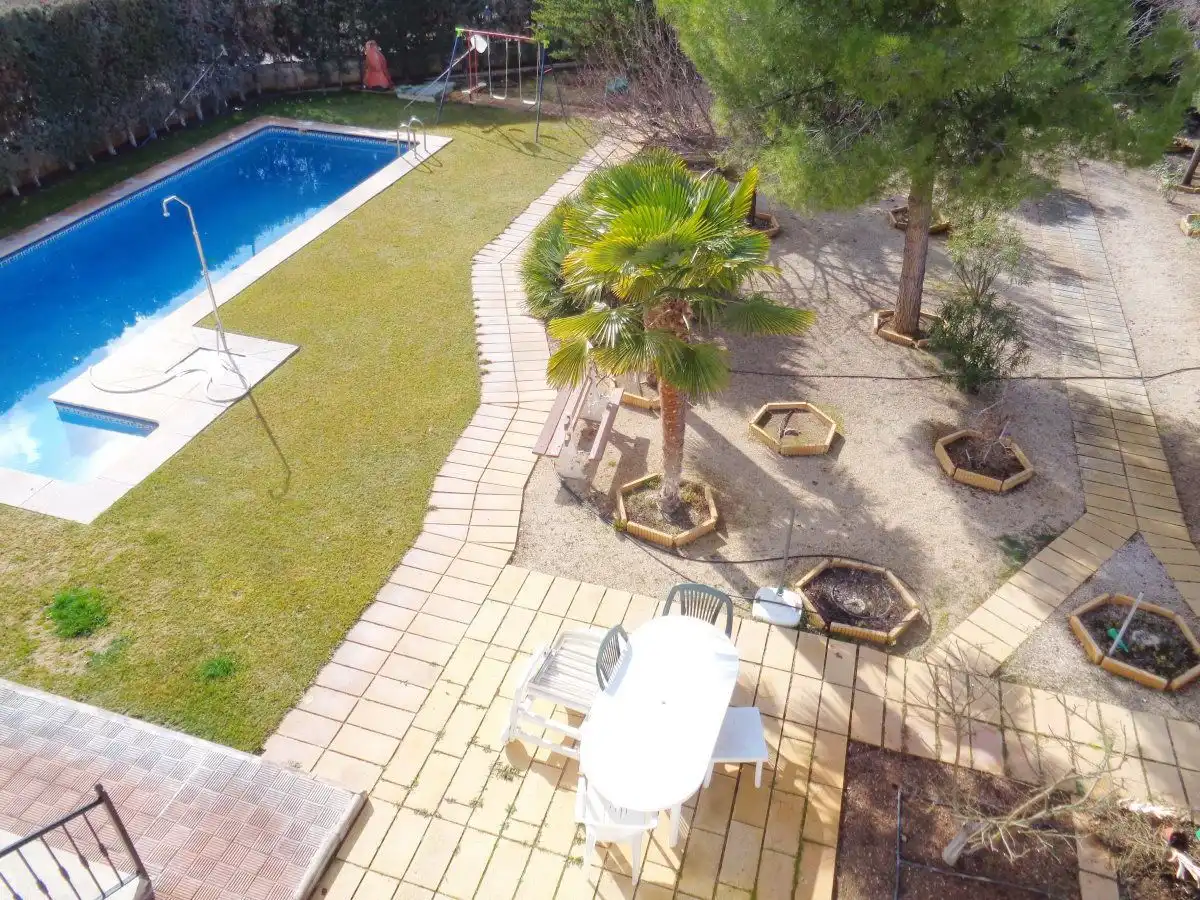 Chalet con terraza en venta en Valdepeñas, imagen 8