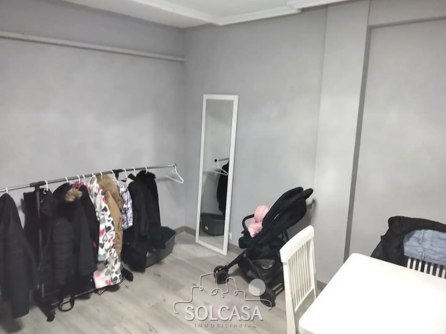 Habitación de Piso en venta en Valladolid con Calefacción, Horno y Lavadora