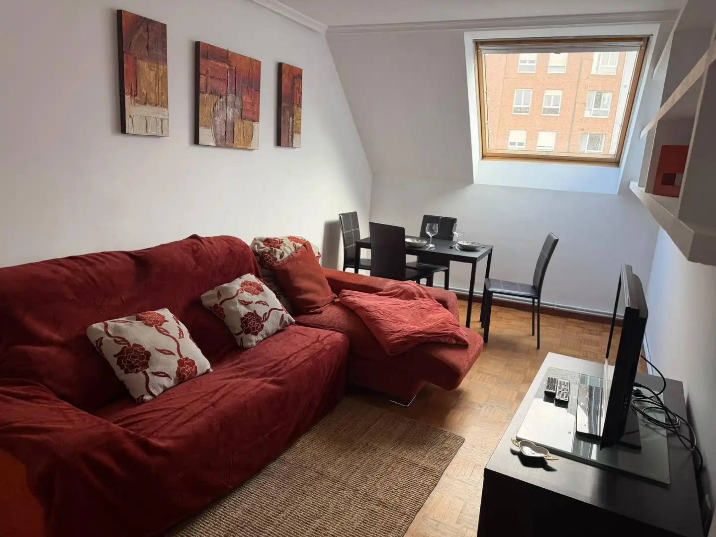 Sala de estar de Apartamento en venta en Oviedo  con Calefacción