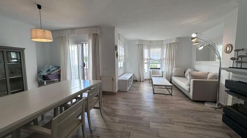 Foto 2 de Apartament de lloguer a La Dama de Noche - La Alzambra, Marbella