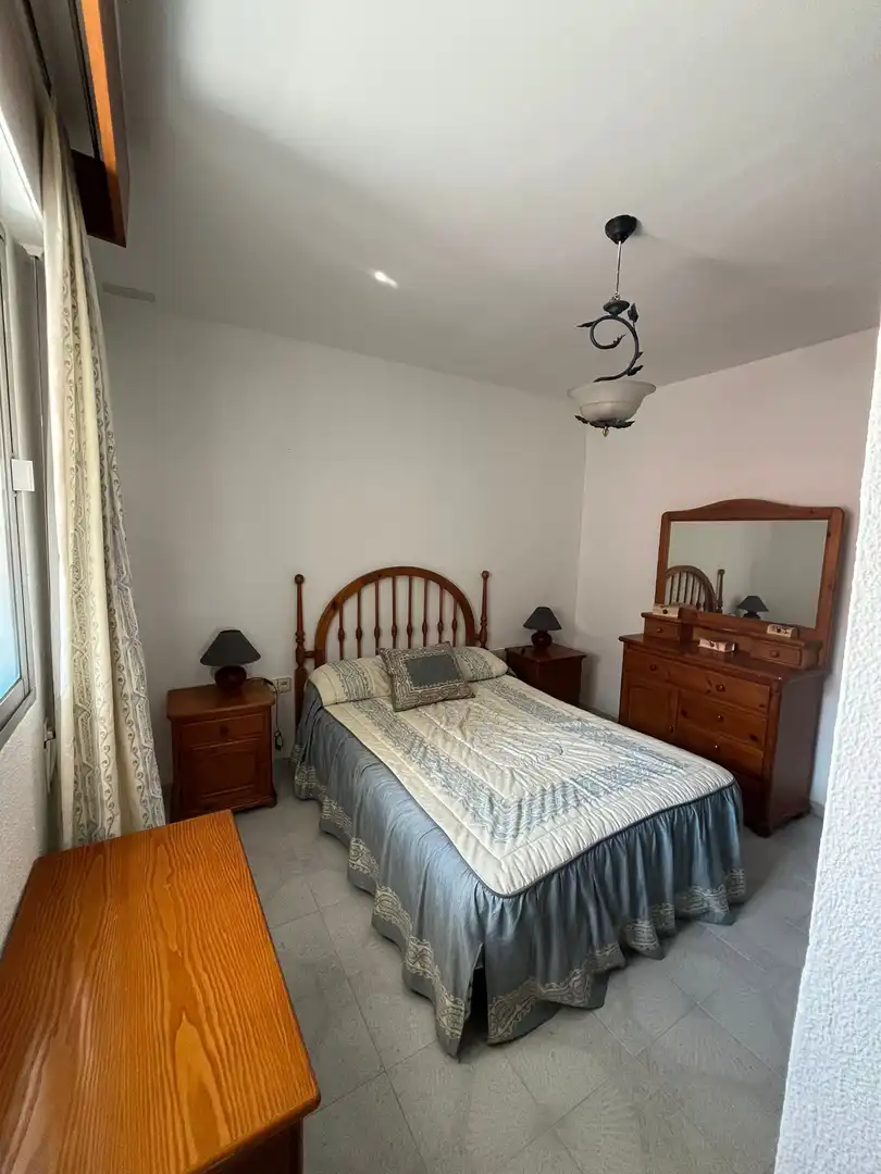 Bedroom of Flat for rent in La Línea de la Concepción  with Furnished