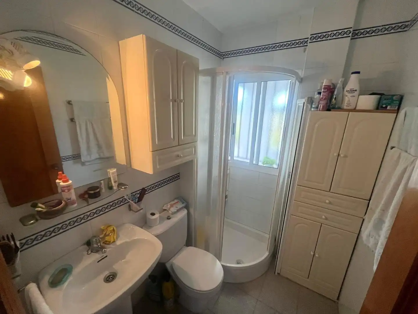 Baño de Casa adosada en venta en El Portil con Jardín privado, Terraza y Amueblado