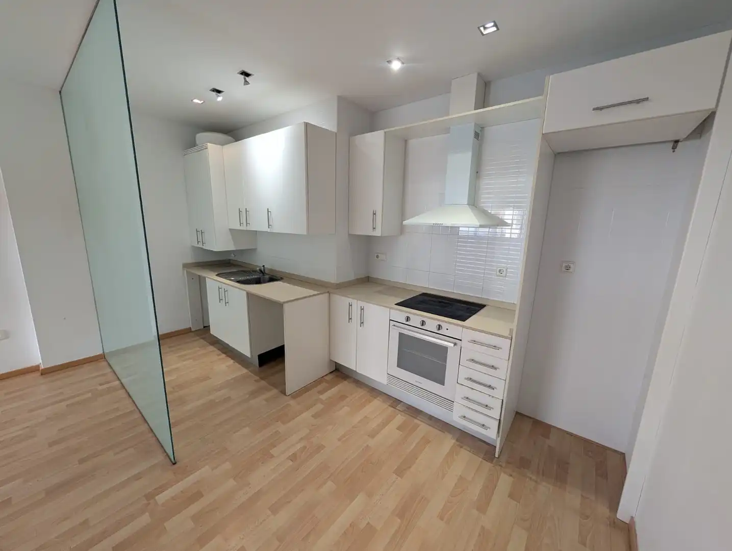 Apartment with terrace for sale in Carrer de Rafael Casanova, imagen 8