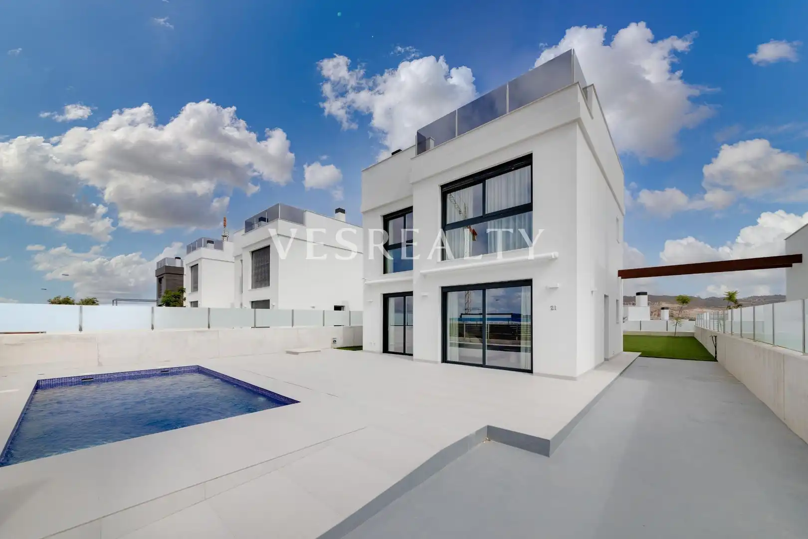 Detached house with terrace for sale in Calle LLENTISCLE DEL