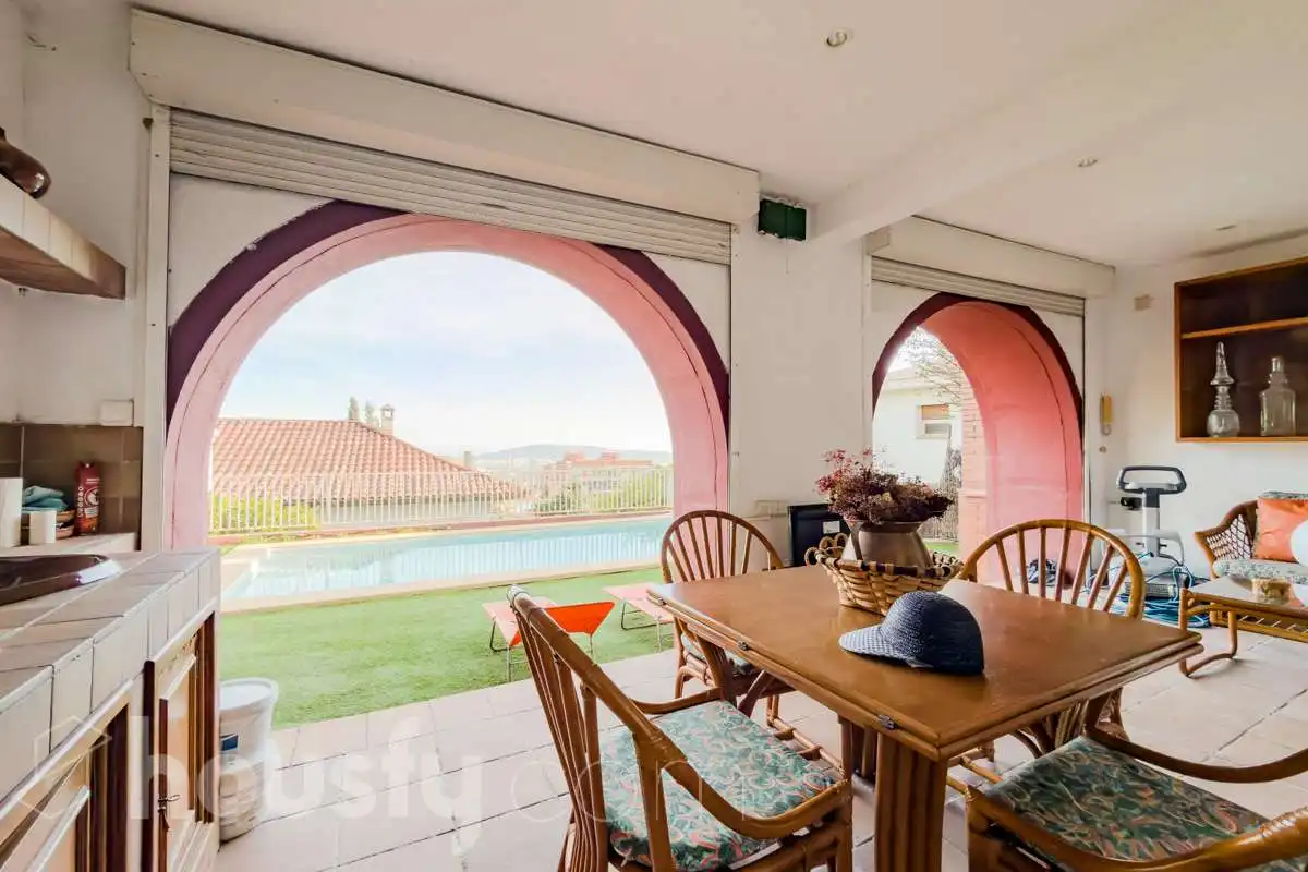 Terrassa de Casa o xalet en venda en Barcelona amb Aire condicionat, Calefacció i Jardí privat
