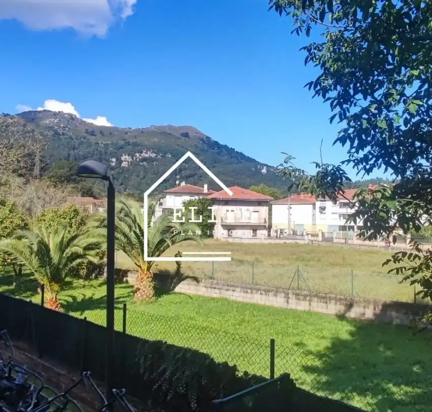 Piso en venta en Ampuero
