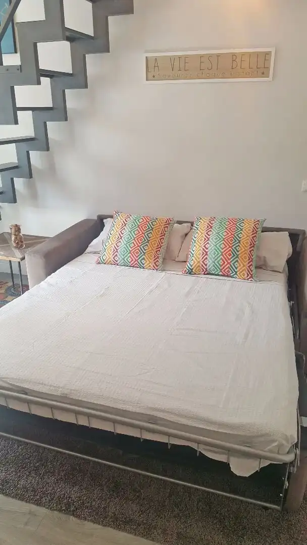 Habitación de Ático de alquiler en Madrid con Aire acondicionado, Calefacción y Amueblado