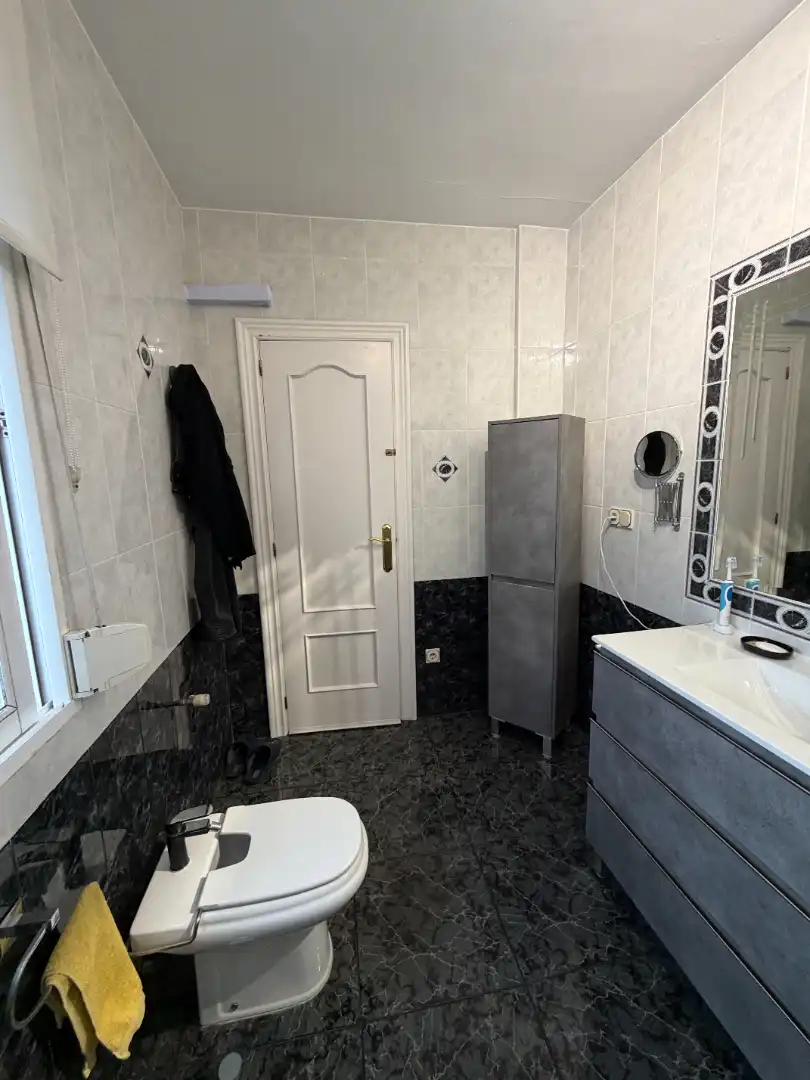 Bathroom of Houses for sale in Úbeda  with Air Conditioner, Heating and Terrace