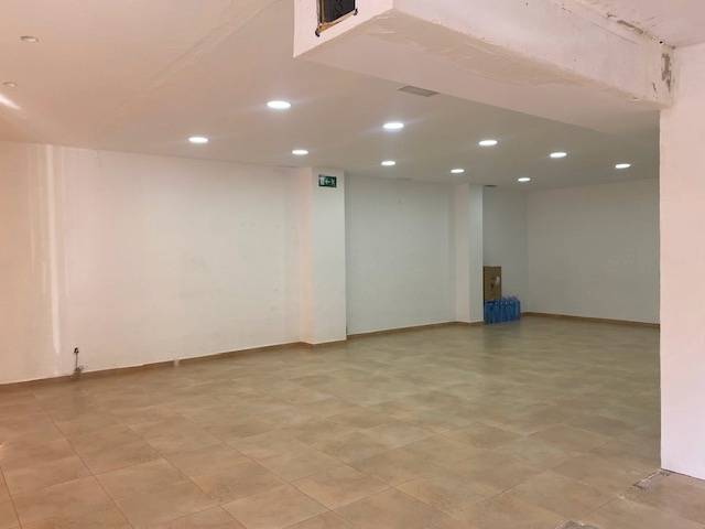 Local comercial en Alquiler en Nucli Urbà