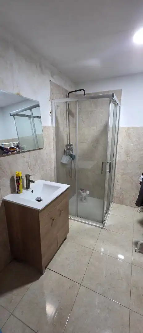 Baño de Local en venta en Valencia con Aire acondicionado