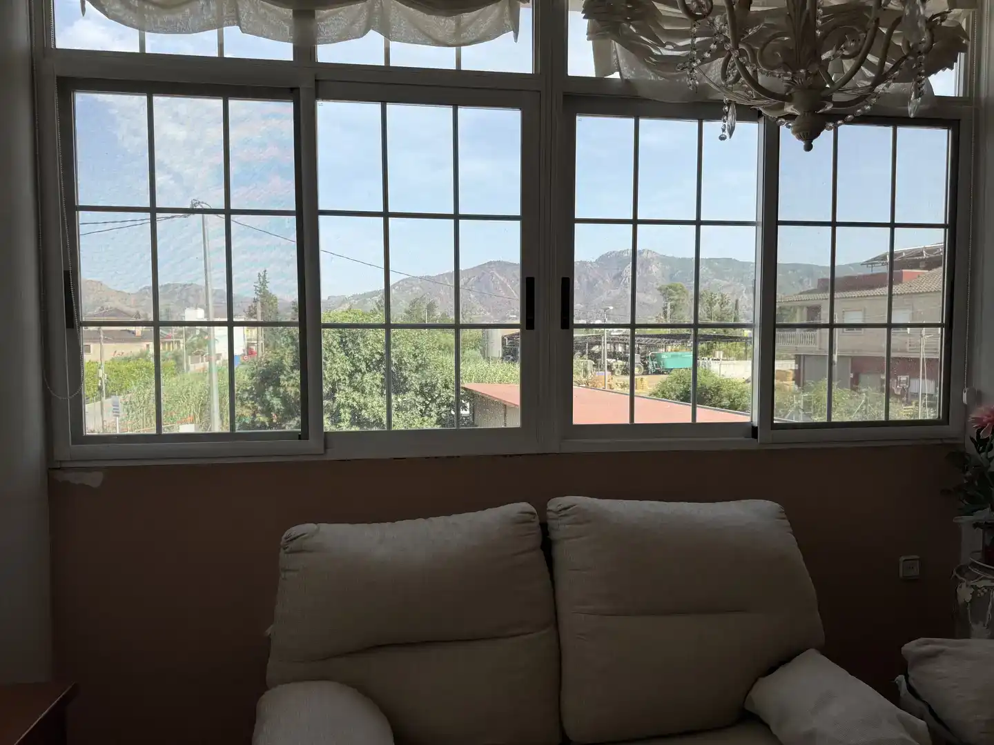 Sala d'estar de Casa o xalet en venda en Murcia amb Aire condicionat, Jardí privat i Traster