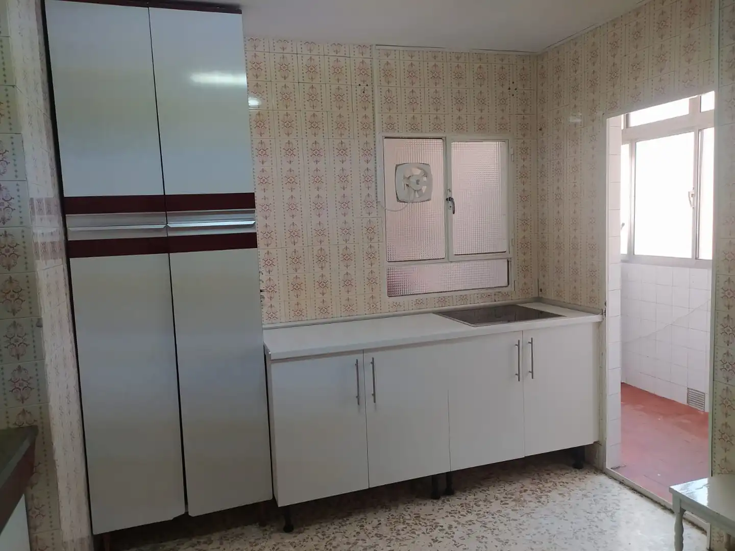 Cocina de Piso de alquiler en Granada con Calefacción, Amueblado y Horno