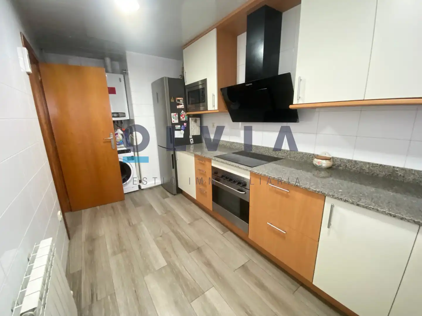 Ground floor with lift for sale in Poble, imagen 3