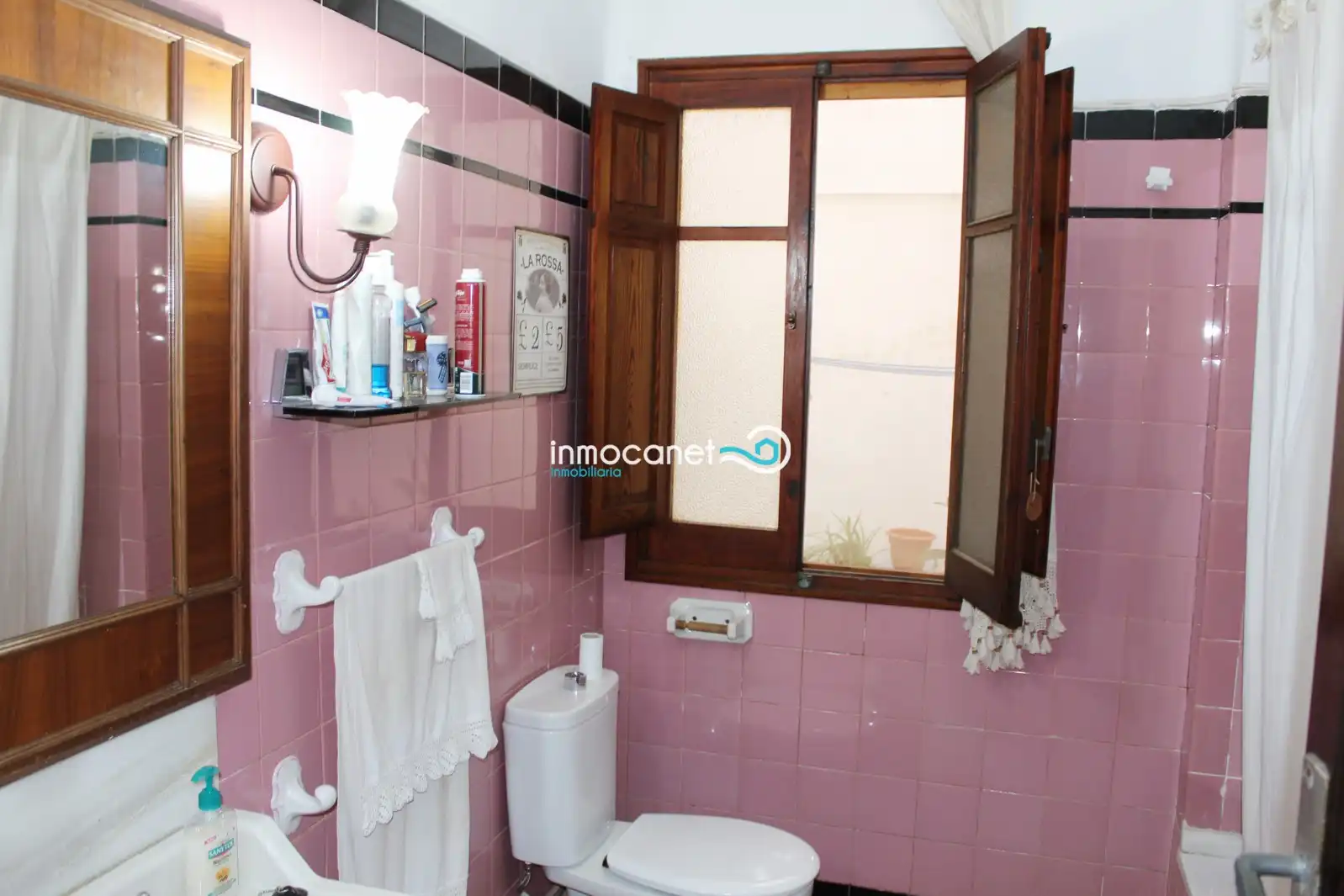 Bany de Apartament en venda en Oliva amb Traster