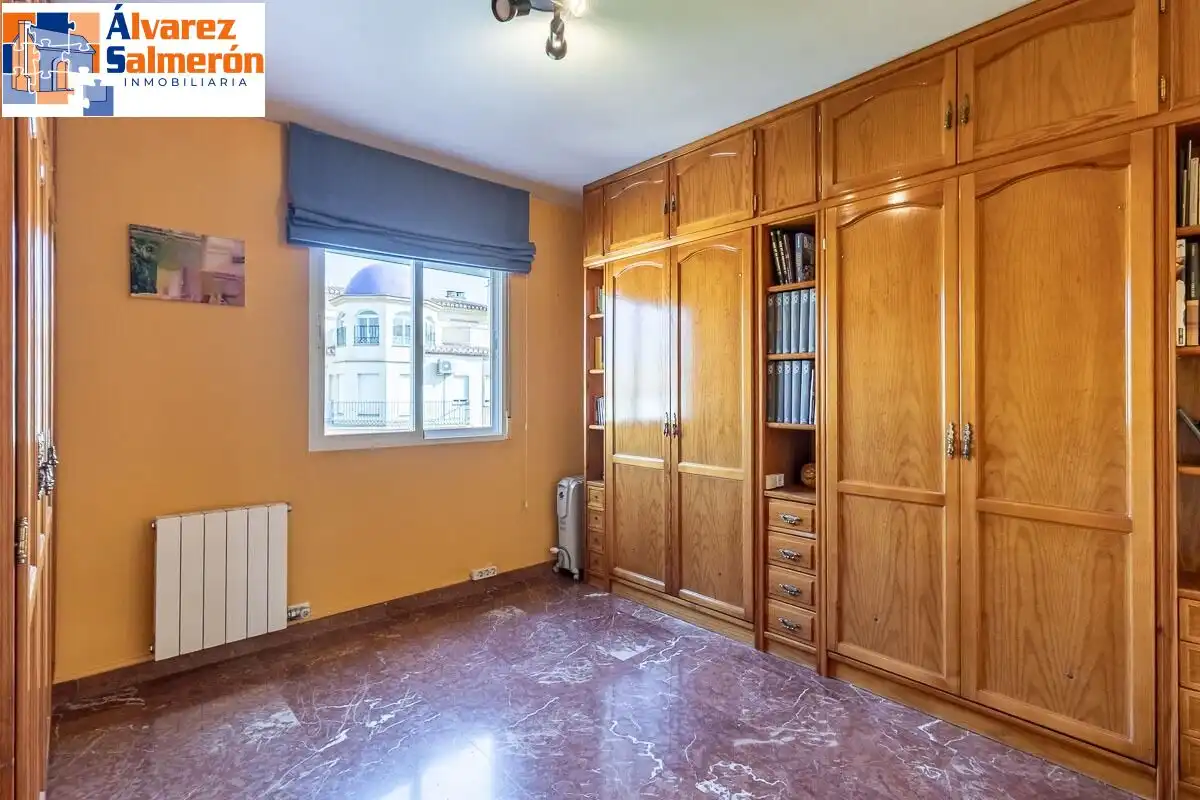 Casa pareada con piscina en venta en Calle CARLOS CANO (HI), imagen 21