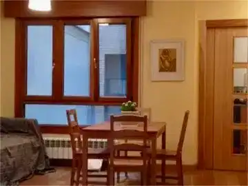 Menjador de Estudi en venda en Oviedo  amb Calefacció