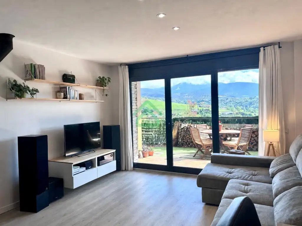 Sala de estar de Piso en venta en Montferrer i Castellbò