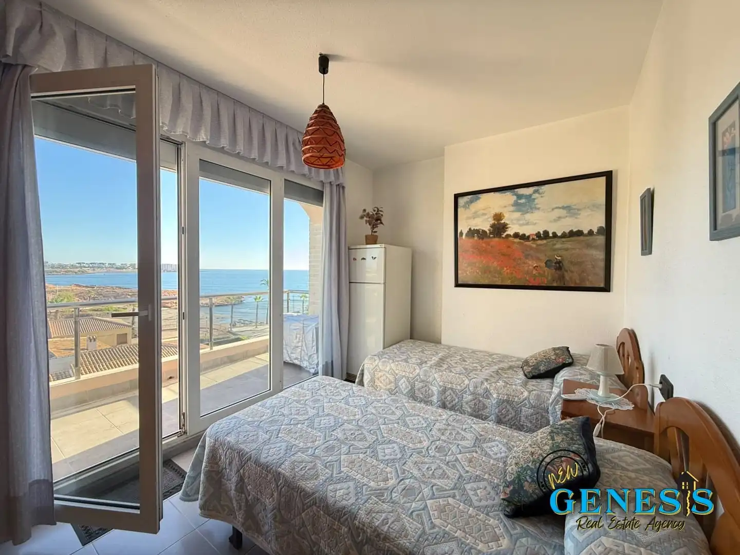 Habitación de Ático en venta en Orihuela con Aire acondicionado, Terraza y Amueblado