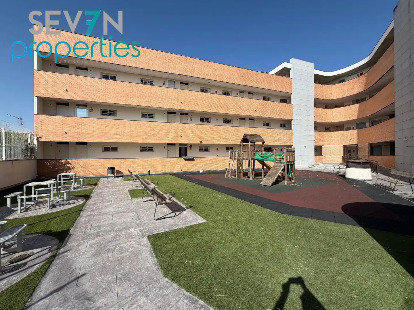 Flat for sale in arroyo abajo, Santo Domingo-Caudilla