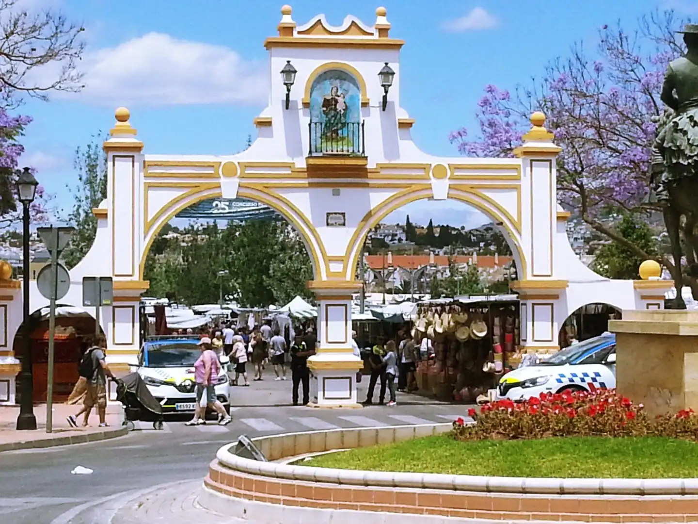 Vista exterior de Casa adosada de lloguer en Fuengirola amb Terrassa, Traster i Piscina comunitària