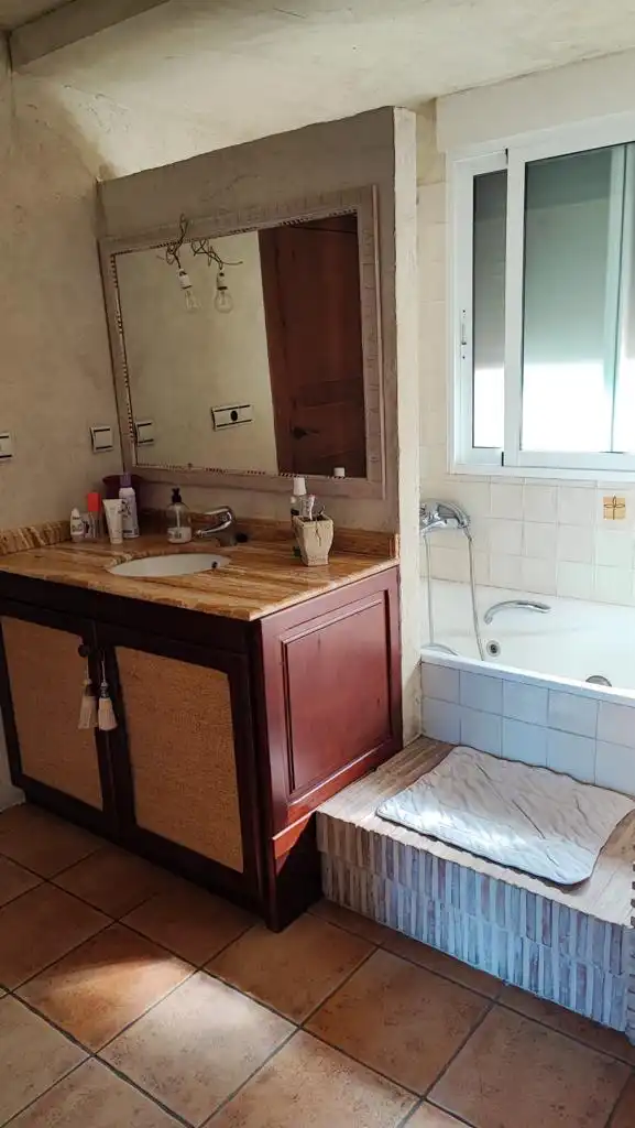 Baño de Casa o chalet en venta en Oliva con Jardín privado, Terraza y Amueblado