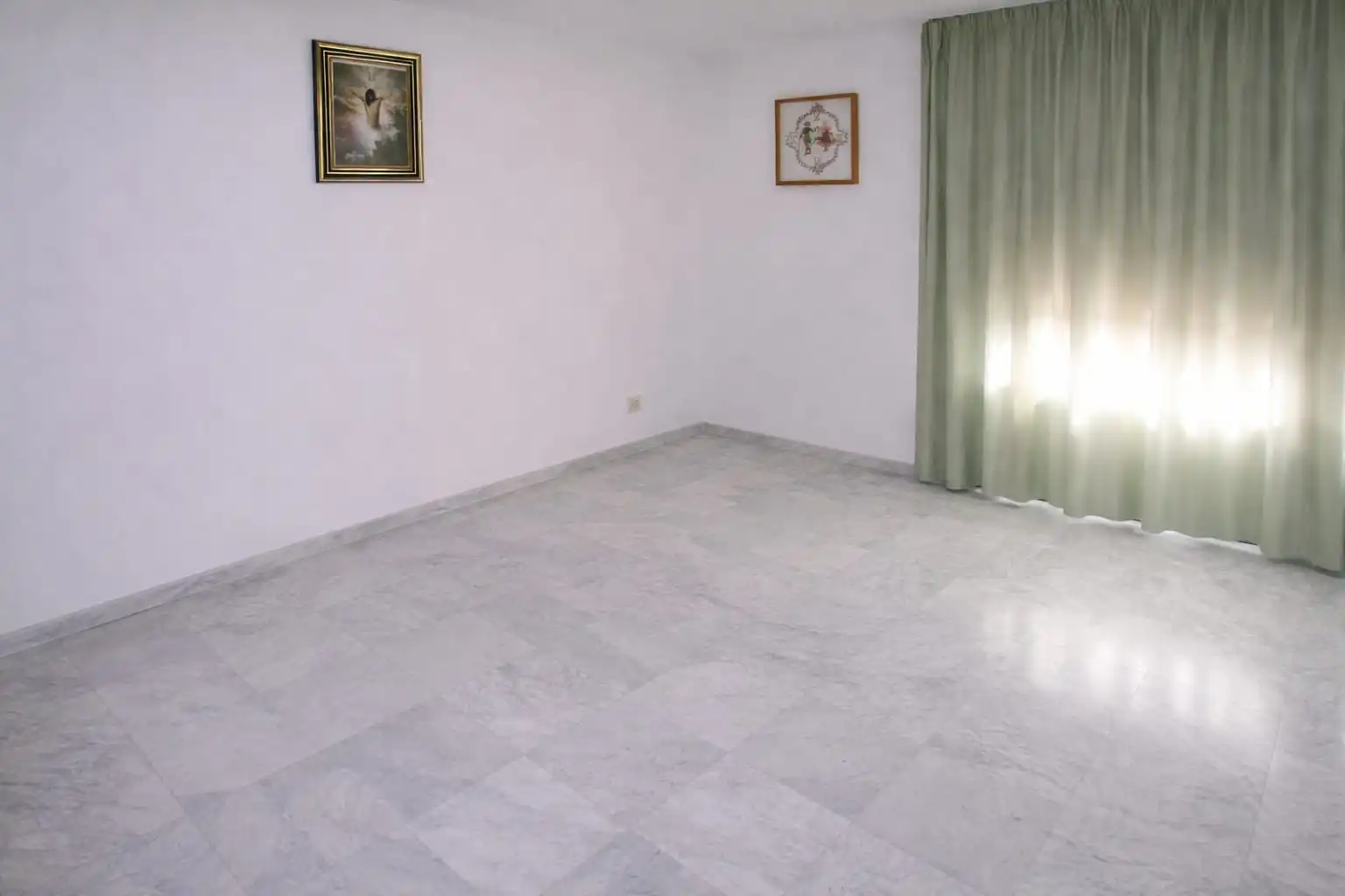 Edifici en venda en Parla
