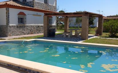 Piscina de Casa o xalet en venda en Chiclana de la Frontera amb Jardí privat