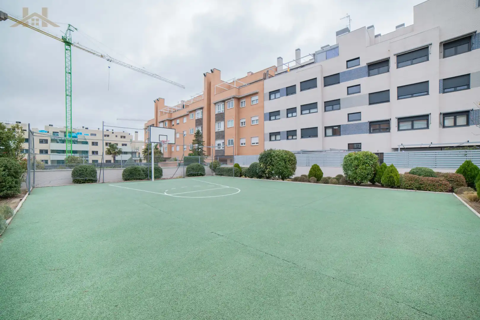 Parking de Dúplex en venta en Valdemoro con Aire acondicionado, Calefacción y Terraza