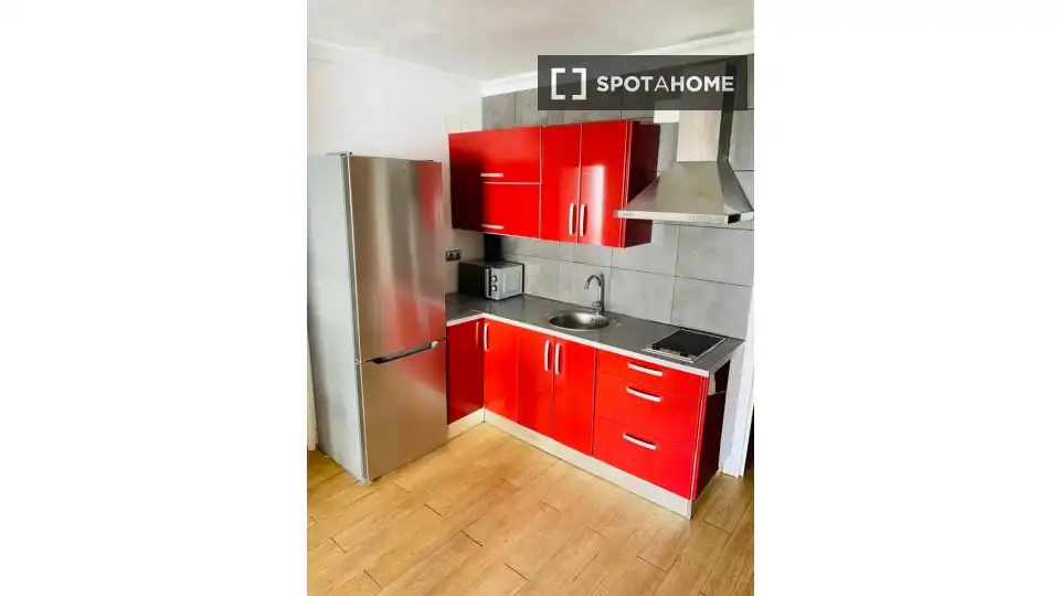 Cocina de Piso para compartir en Sevilla con Aire acondicionado, Terraza y Amueblado