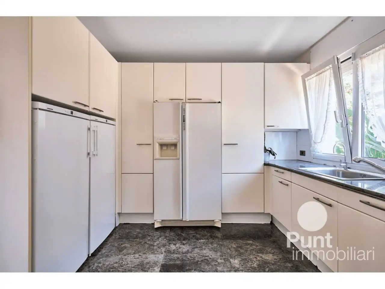 Cocina de Casa o chalet en venta en Premià de Dalt con Aire acondicionado, Calefacción y Jardín privado