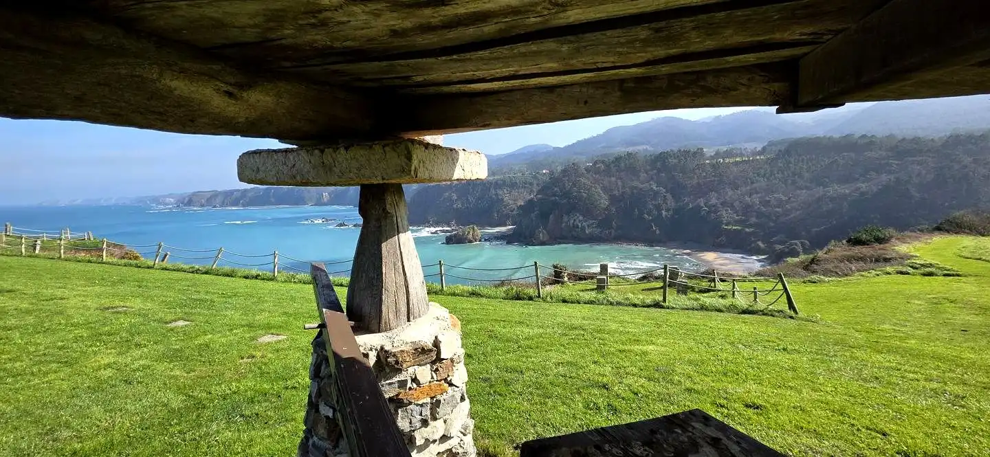 Houses for sale in Valdés - Luarca  with Heating, Private garden and Parquet flooring
