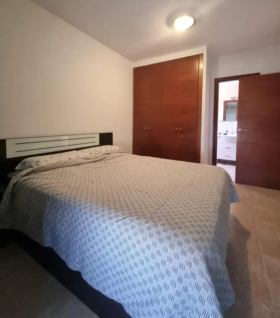 Habitación de Apartamento en venta en Arona con Terraza y Amueblado