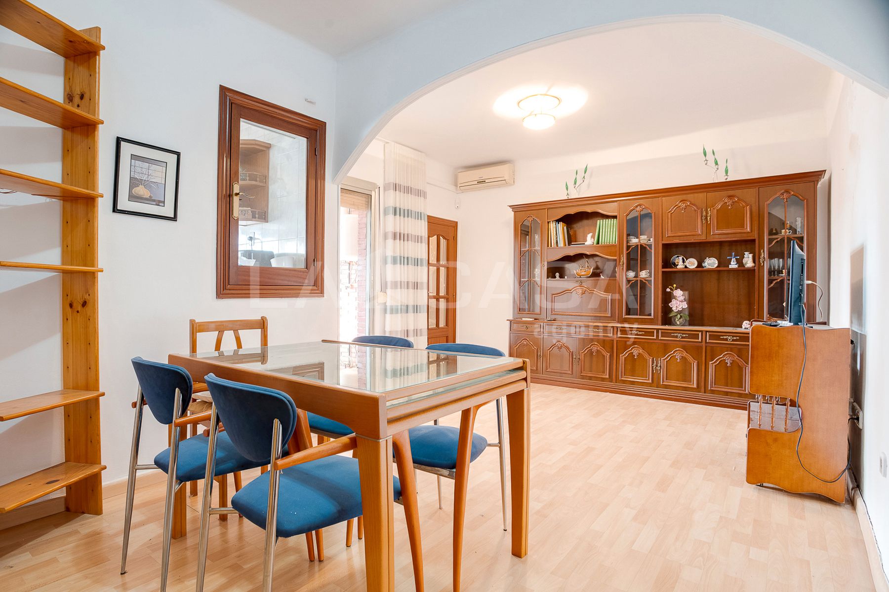 Comedor de Ático en venta en L'Hospitalet de Llobregat con Terraza